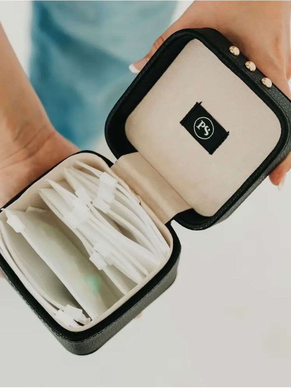 Jewelry Travel Case in Black and Cream
